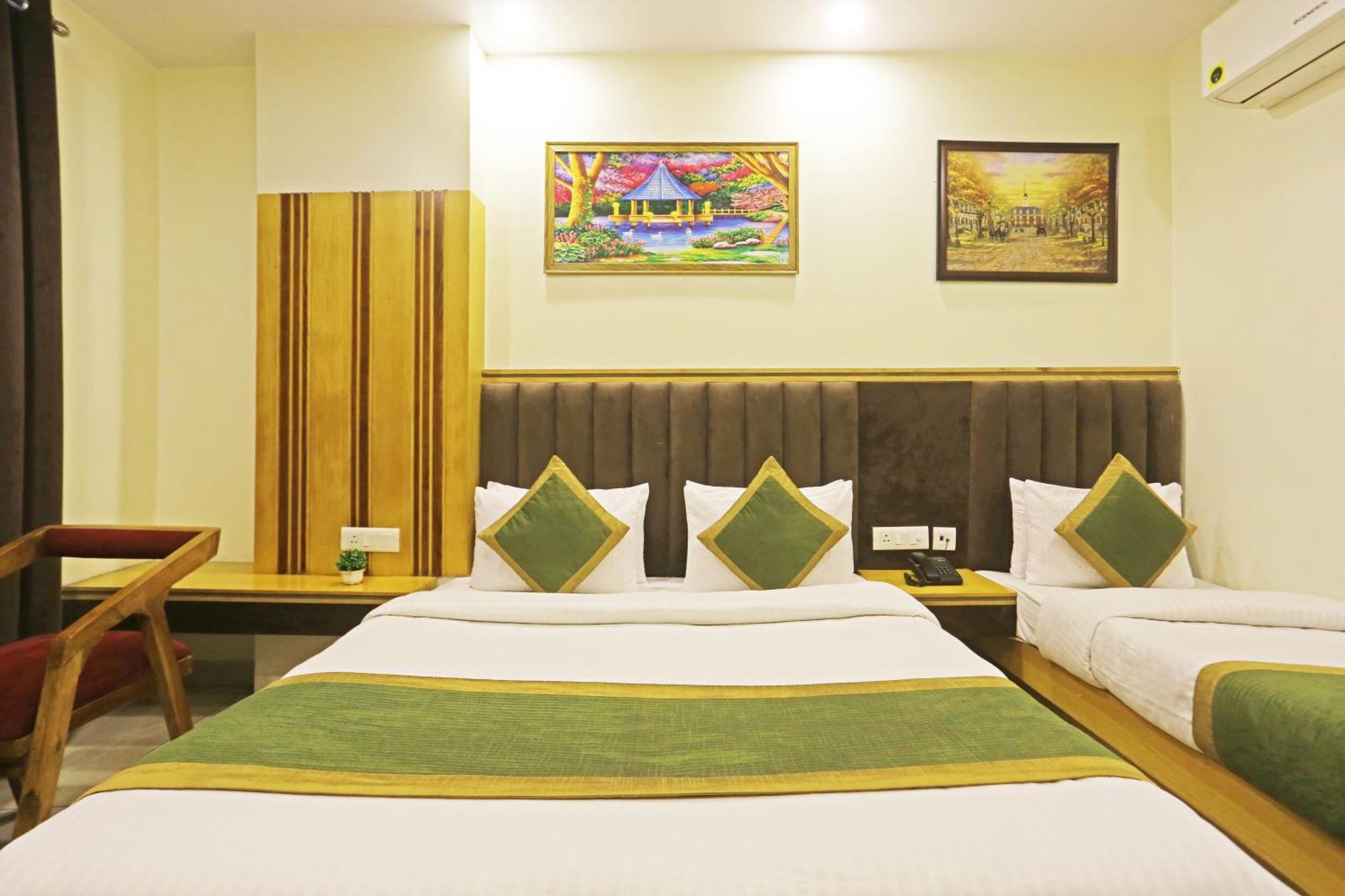Hotel Aman Imperial Just A Minute Away From New Delhi Railway Station And Connaught Place Экстерьер фото