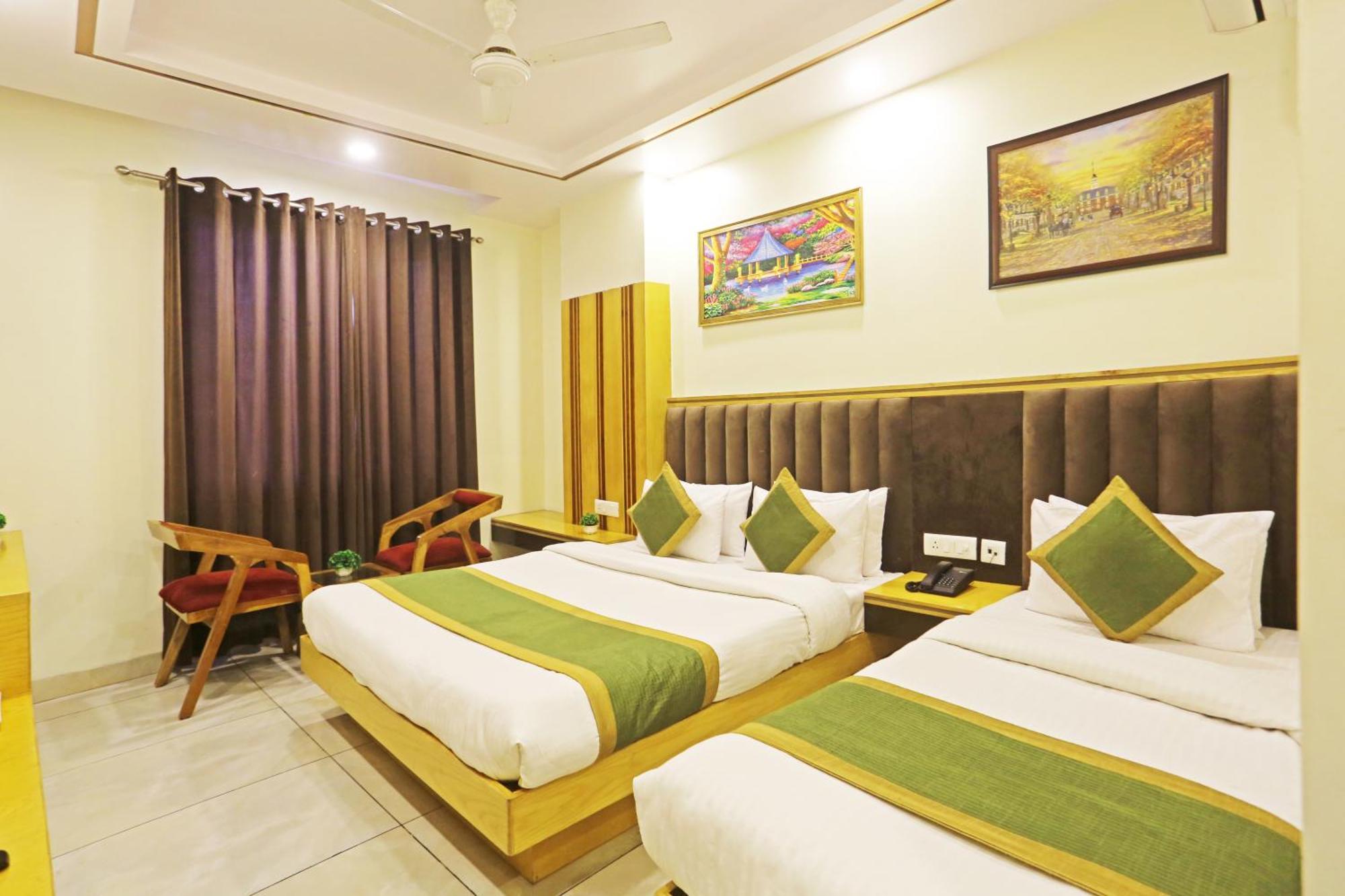 Hotel Aman Imperial Just A Minute Away From New Delhi Railway Station And Connaught Place Экстерьер фото