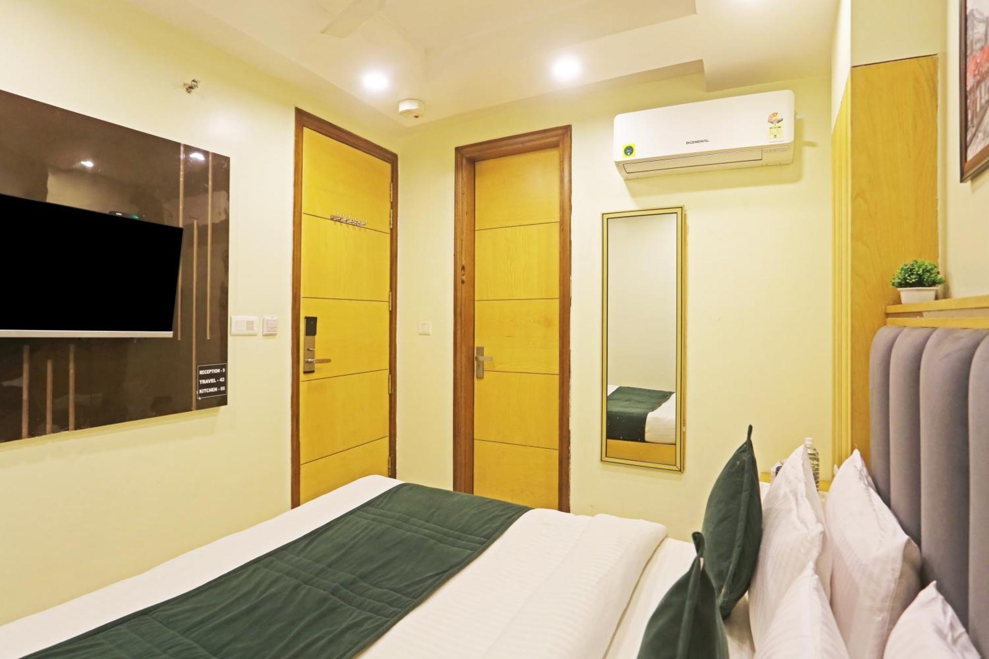 Hotel Aman Imperial Just A Minute Away From New Delhi Railway Station And Connaught Place Экстерьер фото